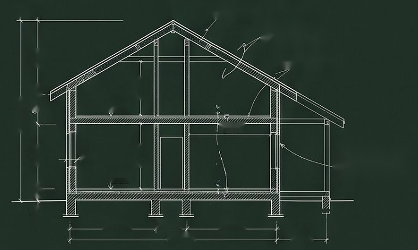 Чертёж разреза двухэтажного каркасного дома с мансардой, перекрытием и ленточным фундаментом